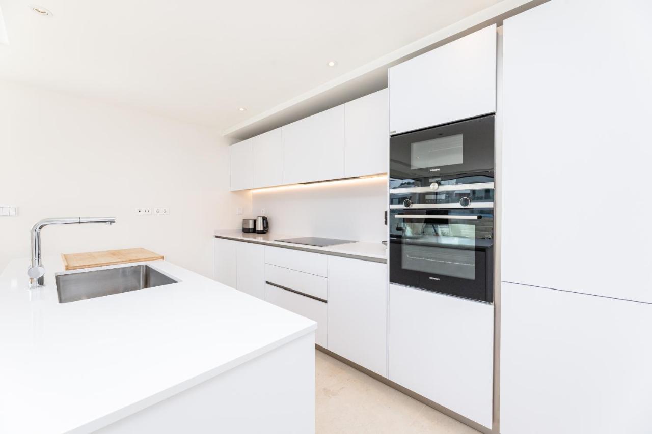 Apartemen Amazing Views And Private Pool 2 Bedrooms Rdr307